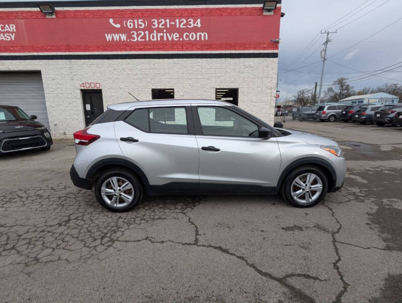 2020 Nissan Kicks S