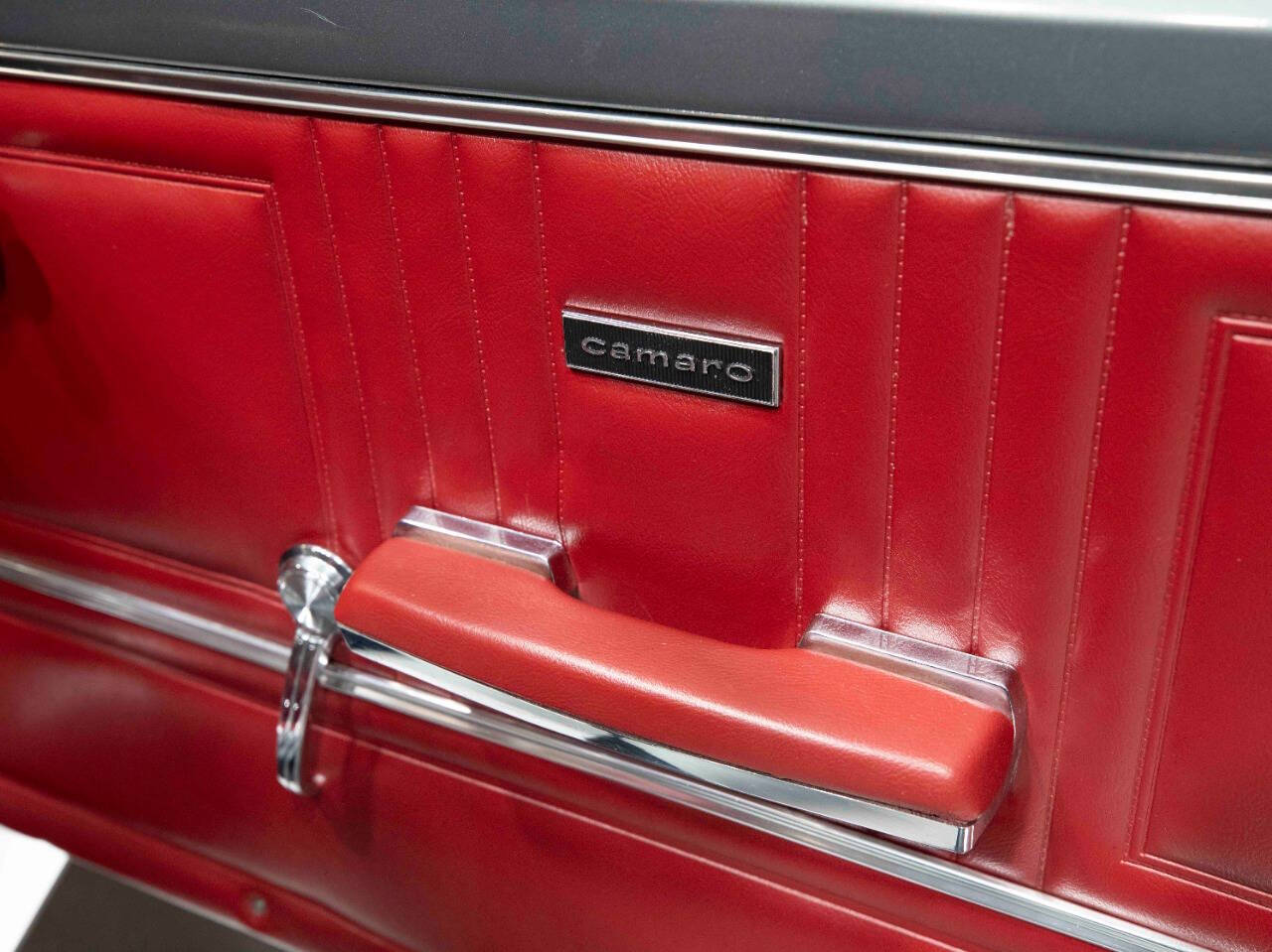 1967 Chevrolet Camaro 38