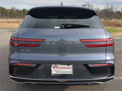 2026 Genesis GV70 2.5T Advanced