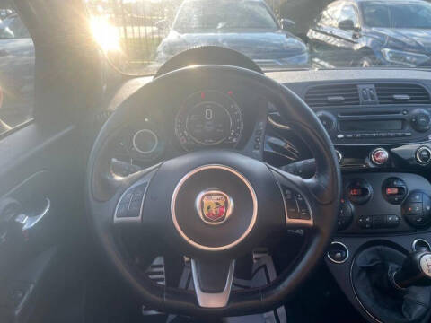 2015 FIAT 500 Abarth