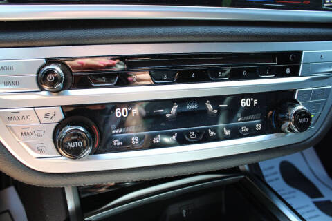 2019 BMW 7 Series 740i