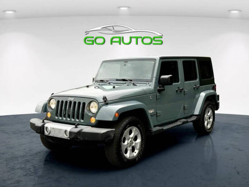 2015 Jeep Wrangler Unlimited Sahara's photo