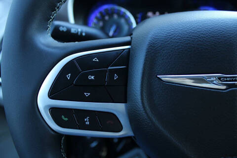 2022 Chrysler Voyager LX