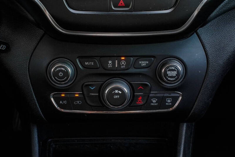 2020 Jeep Cherokee Latitude