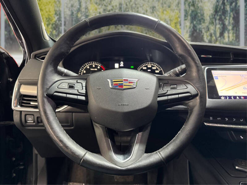 2019 Cadillac XT4 Premium Luxury