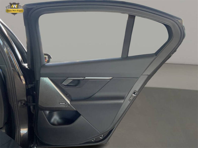 2024 BMW i5 eDrive40