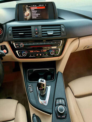 2016 BMW 3 Series 320i