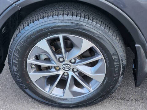 2017 Toyota RAV4 Hybrid XLE