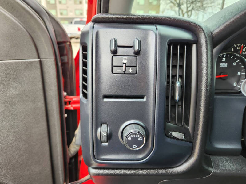 2016 Chevrolet Silverado 1500 Custom