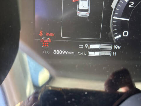 2023 Toyota Sequoia SR5