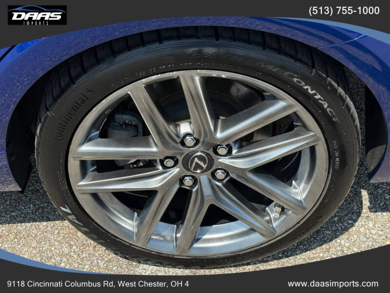 2016 Lexus IS 300