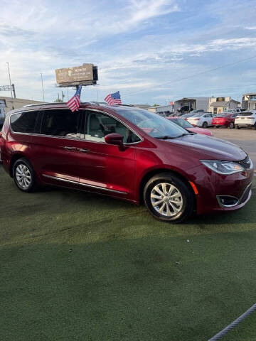 2019 Chrysler Pacifica Touring L