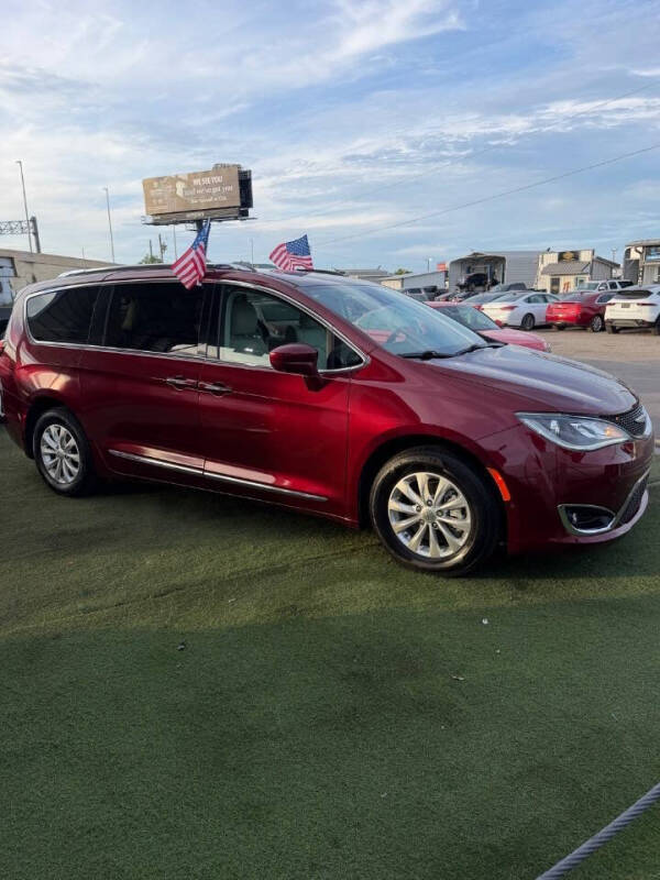 2019 Chrysler Pacifica Touring L