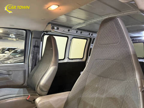 2019 Chevrolet Express 2500