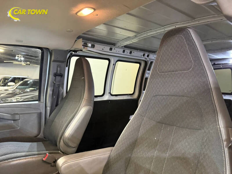 2019 Chevrolet Express 2500