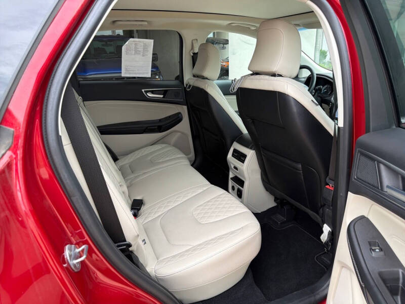 2024 Ford Edge Titanium