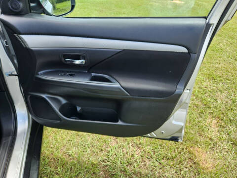 2018 Mitsubishi Outlander SE