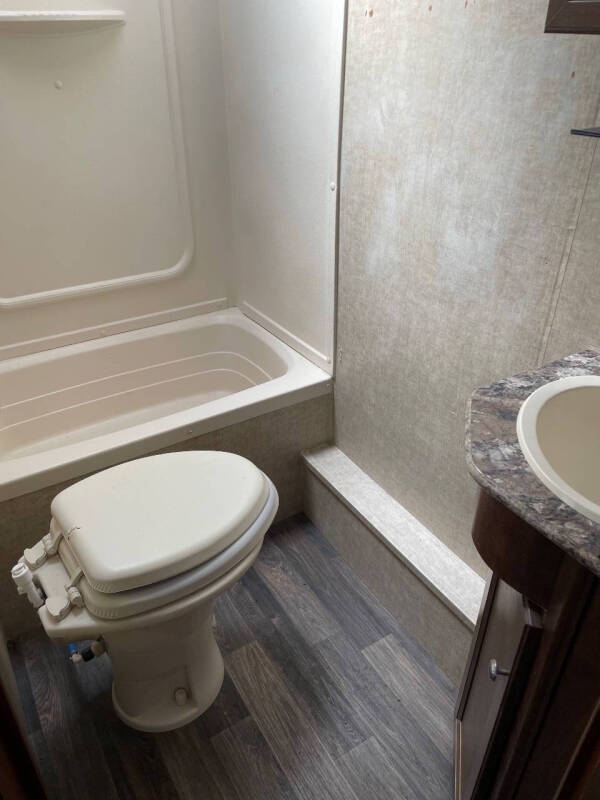 2017 Keystone RV HIDEOUT 212LHS