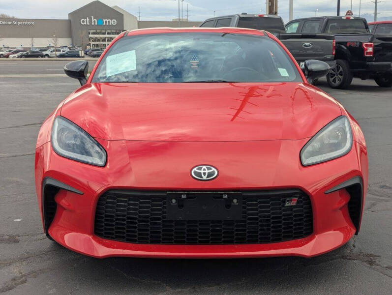 2025 Toyota GR86 Premium