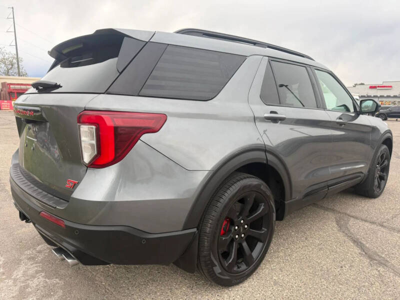 2024 Ford Explorer ST