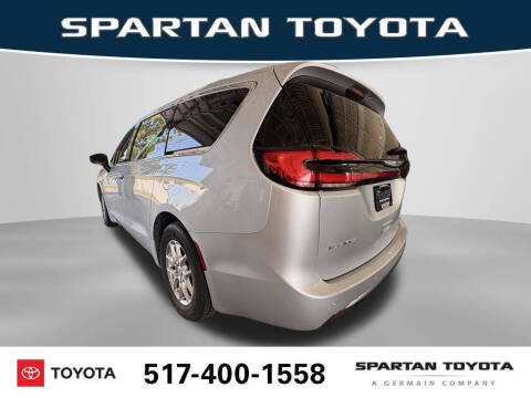 2024 Chrysler Pacifica Touring L