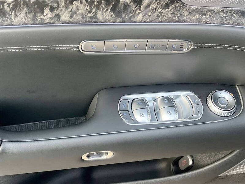 2024 Genesis G90 3.5T e-Supercharger