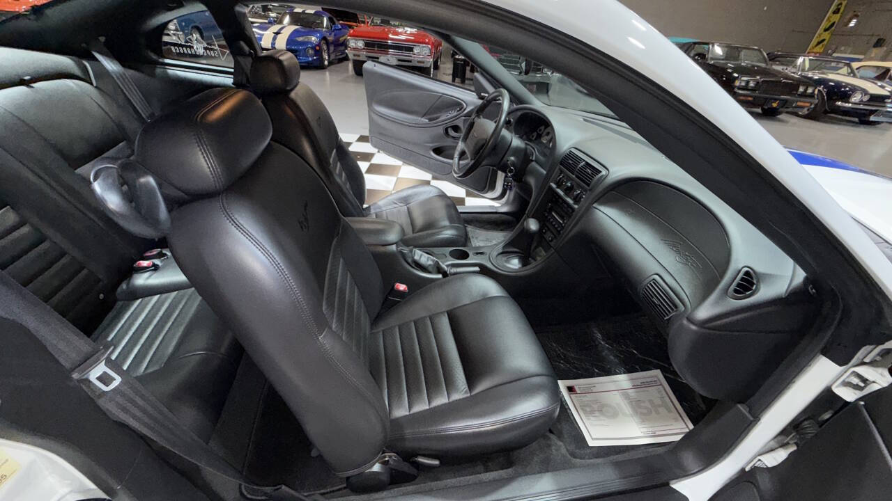 2003 Ford Mustang 52