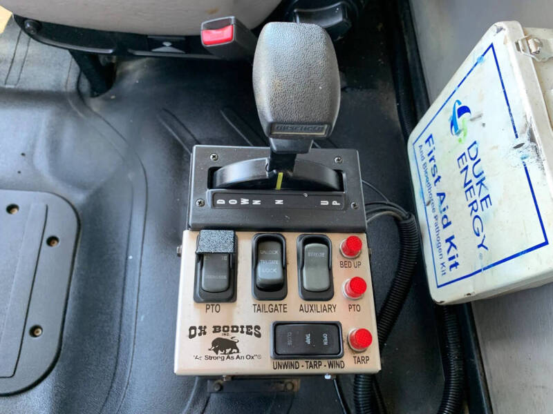 2016 Freightliner M2 106