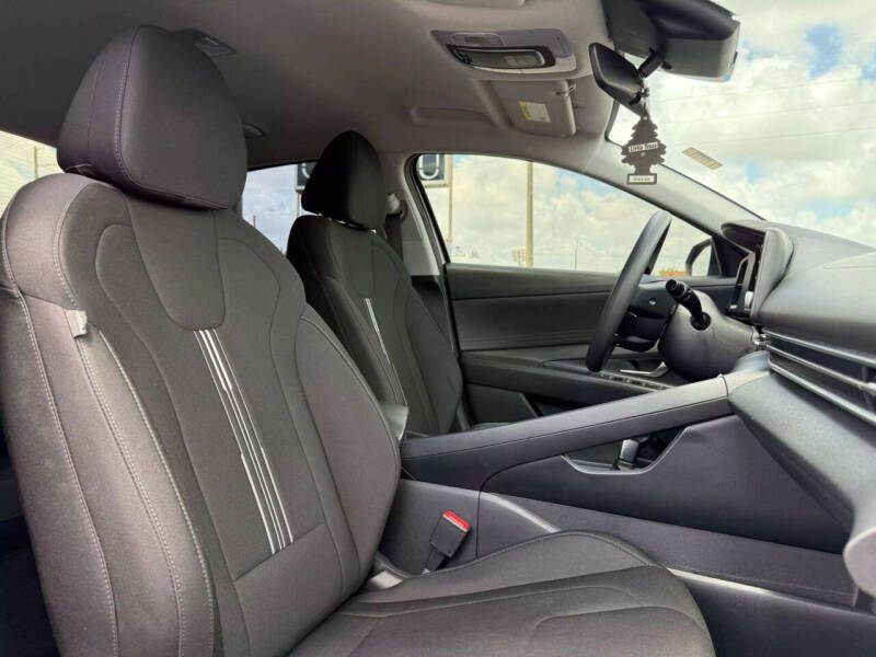 2022 Hyundai Elantra