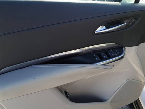 2022 Cadillac XT4 Luxury