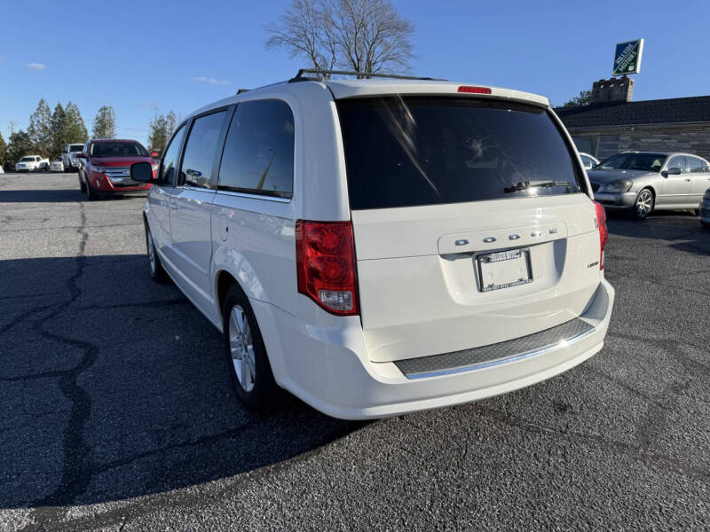 2012 Dodge Grand Caravan Crew