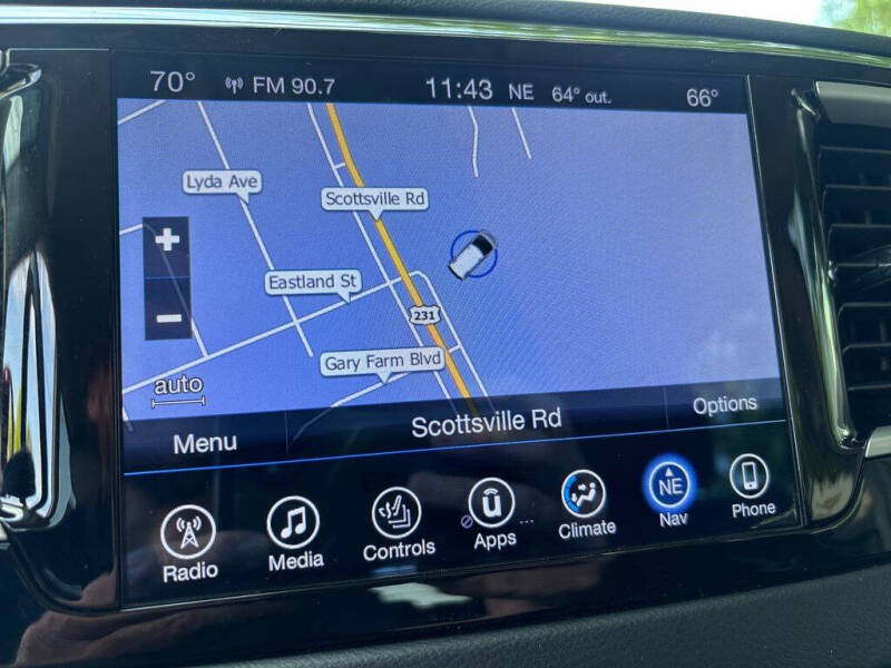 2017 Chrysler Pacifica Touring-L