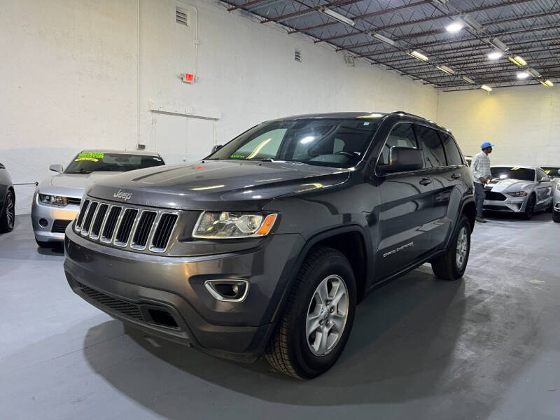 2015 Jeep Grand Cherokee for sale at Lamberti Auto Collection in Plantation FL