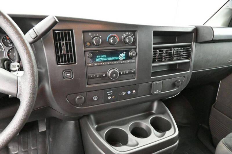 2024 Chevrolet Express 2500