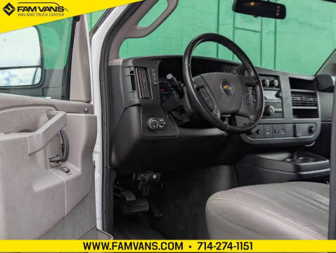 2023 Chevrolet Express 2500