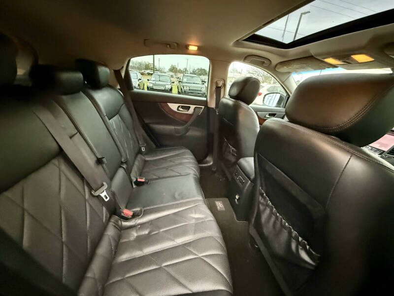 2013 Infiniti FX37