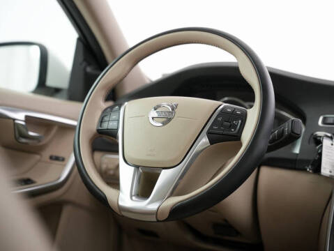 2015 Volvo S60 T5 Drive-E Platinum