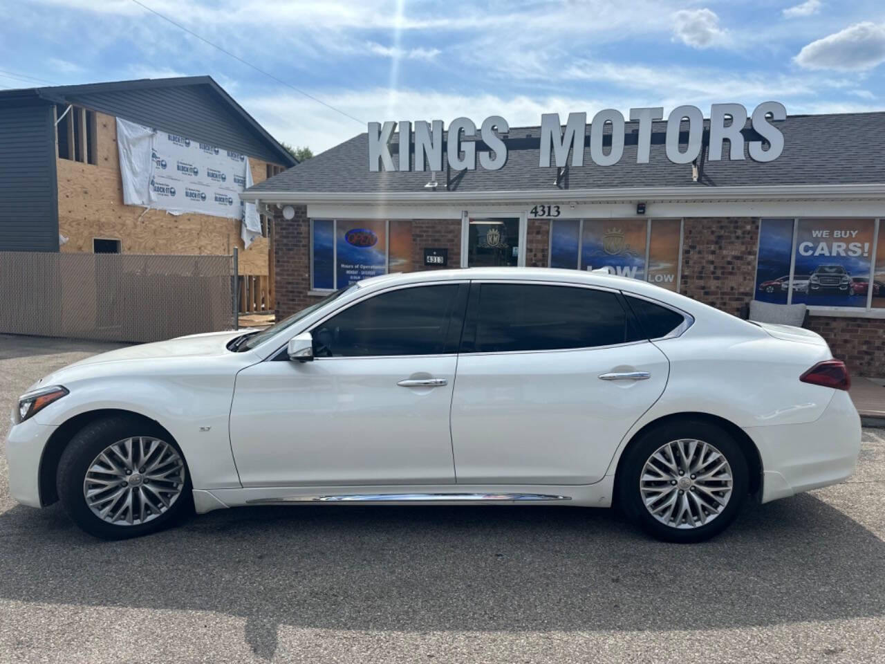 2016 INFINITI Q70L for sale at Kings Motors in Dayton, OH