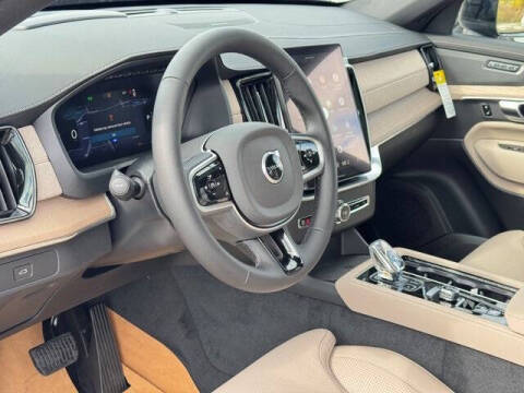 2026 Volvo XC90 B6 Ultra Dark 6P