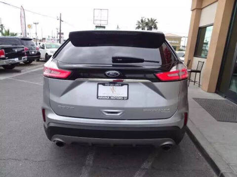 2020 Ford Edge Titanium