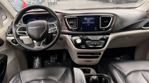 2018 Chrysler Pacifica Touring L