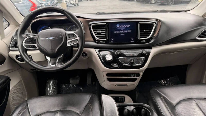 2018 Chrysler Pacifica Touring L