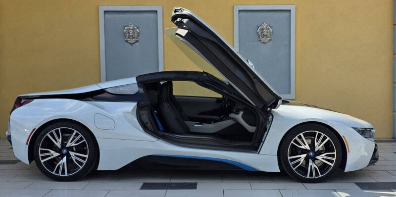2019 BMW i8