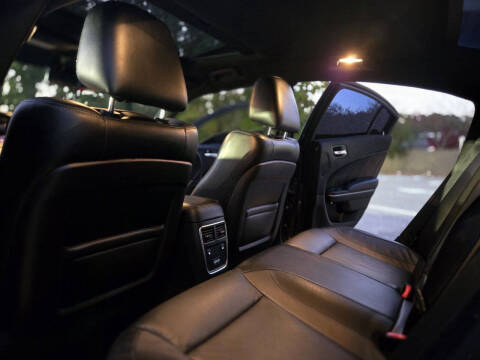 2017 Dodge Charger SXT