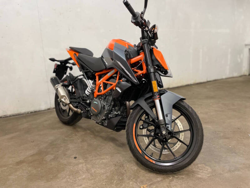 2023 KTM DUKE
