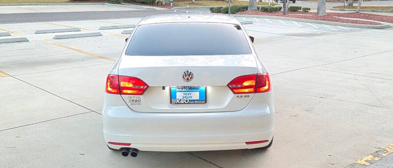 2011 Volkswagen Jetta SE