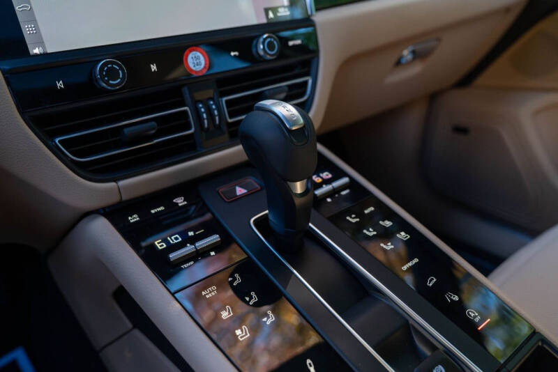 2026 Porsche Macan S