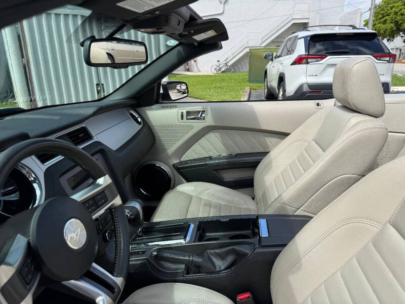 2011 Ford Mustang GT Premium