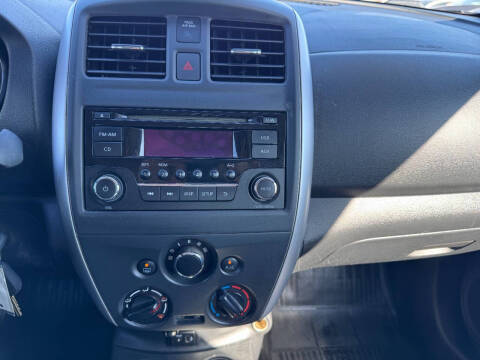 2017 Nissan Versa 1.6 S