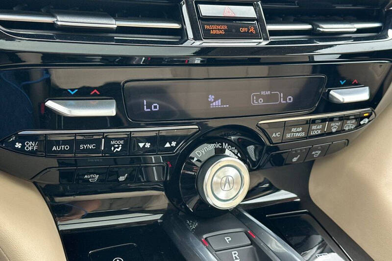 2025 Acura MDX SH-AWD w/Tech